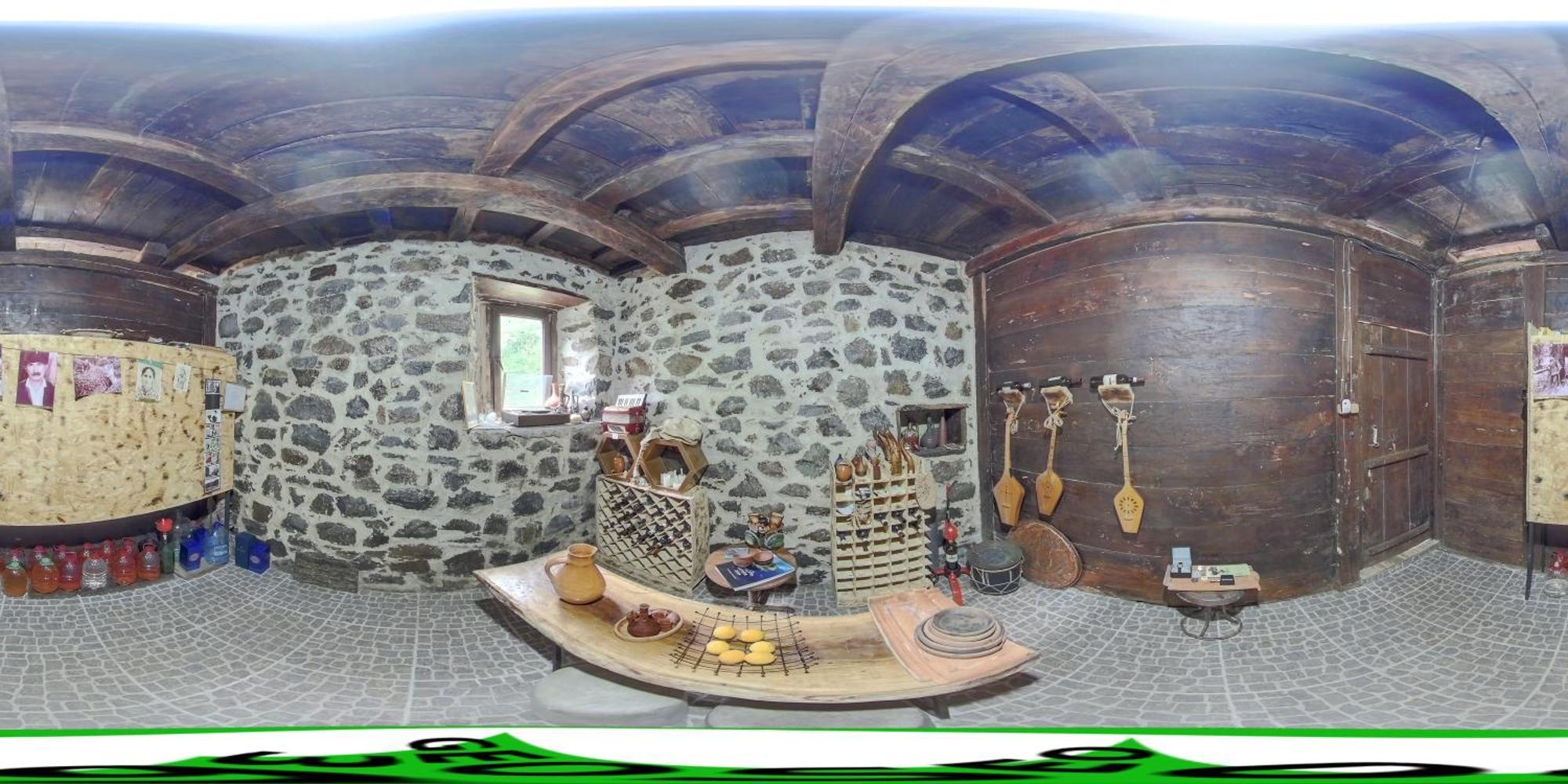 Odahouse. Fireplace And Spring Water. Батуми Экстерьер фото